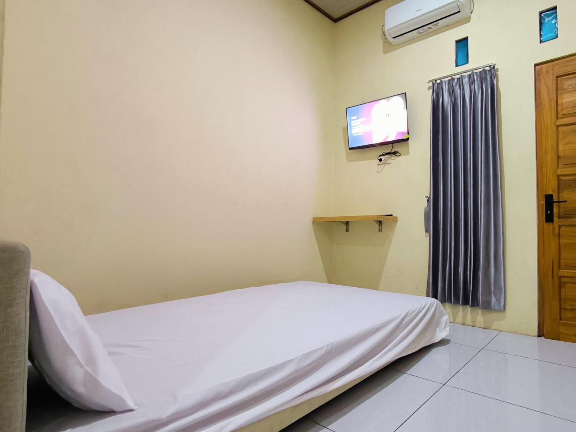 Nn Guesthouse Solo Εξωτερικό φωτογραφία