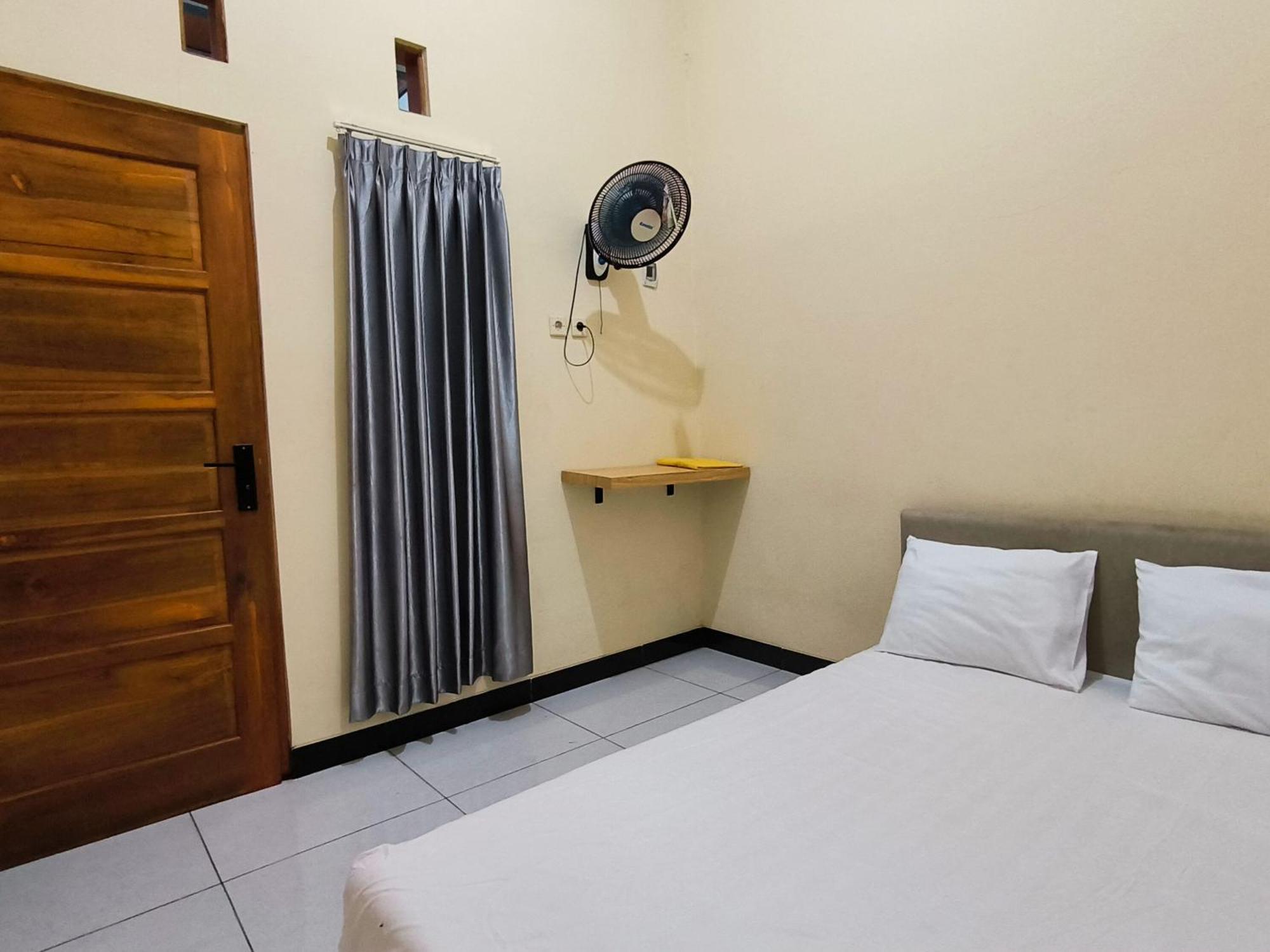Nn Guesthouse Solo Εξωτερικό φωτογραφία