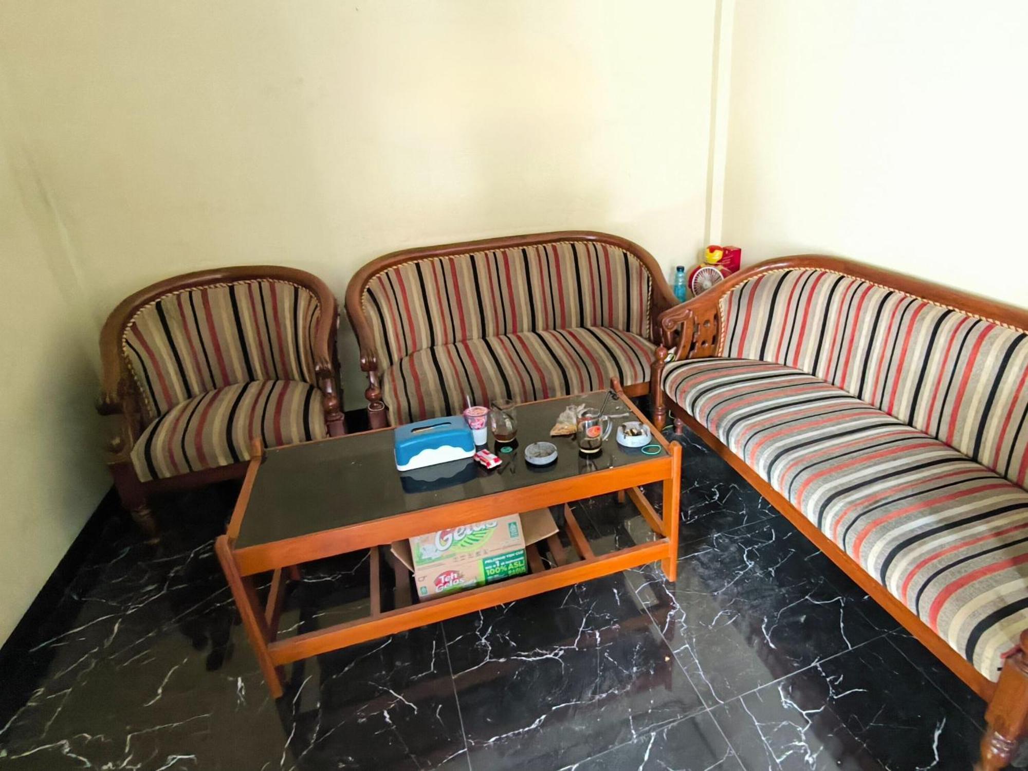 Nn Guesthouse Solo Εξωτερικό φωτογραφία
